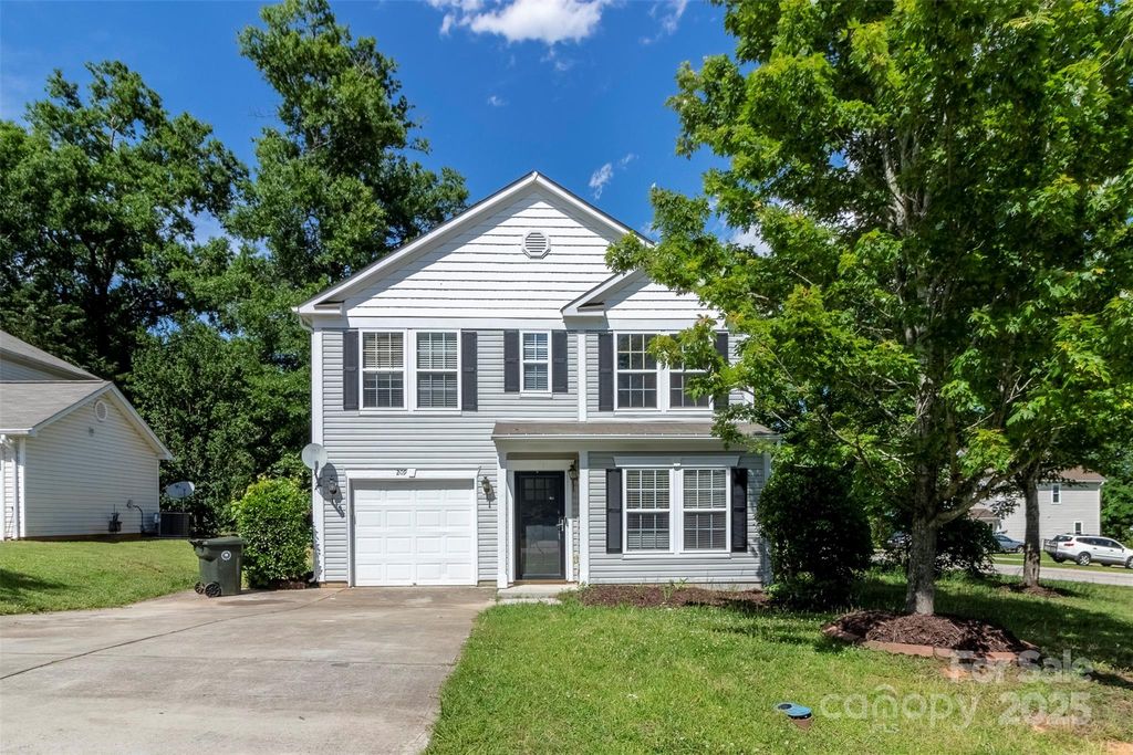 209 Ashcake Court, York, SC 29745
