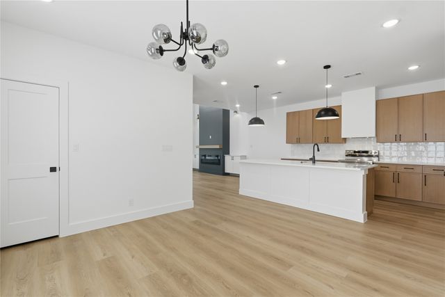 4310 Copeland Street, Dallas, TX 75210