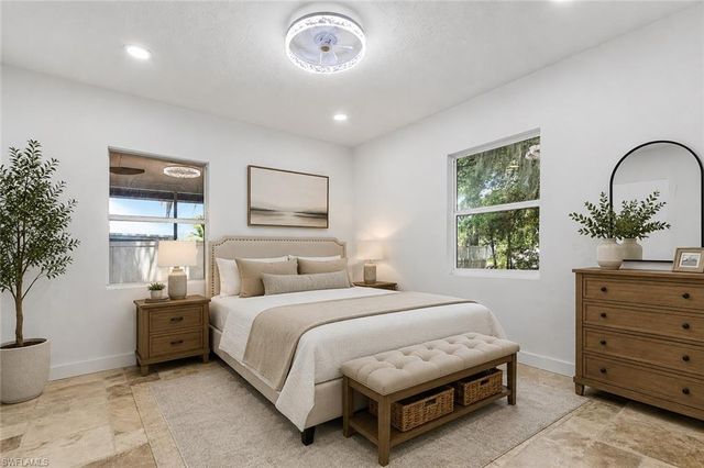 209 Kingston DR, Fort Myers, FL 33905