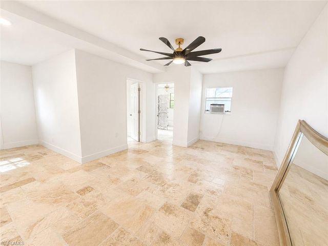 209 Kingston DR, Fort Myers, FL 33905