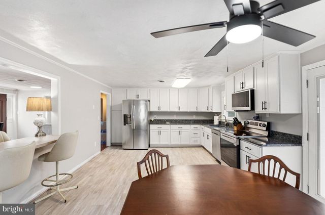 641 HOLLY VISTA DR, Colonial Beach, VA 22443