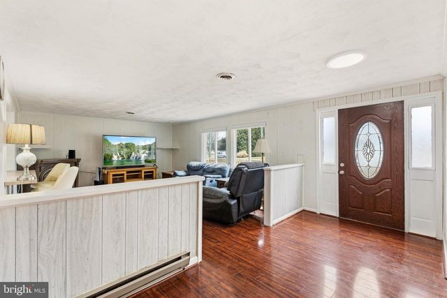 641 HOLLY VISTA DR, Colonial Beach, VA 22443