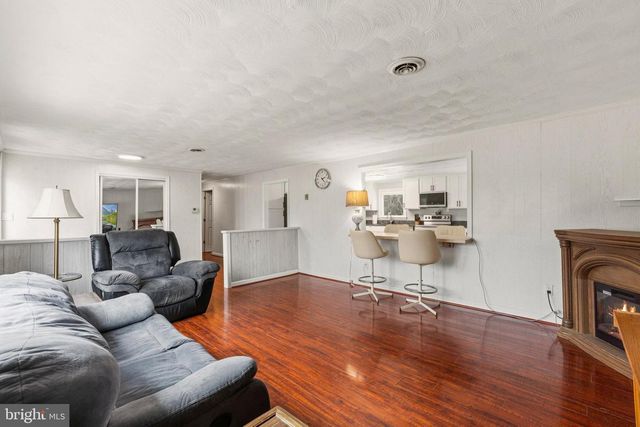 641 HOLLY VISTA DR, Colonial Beach, VA 22443