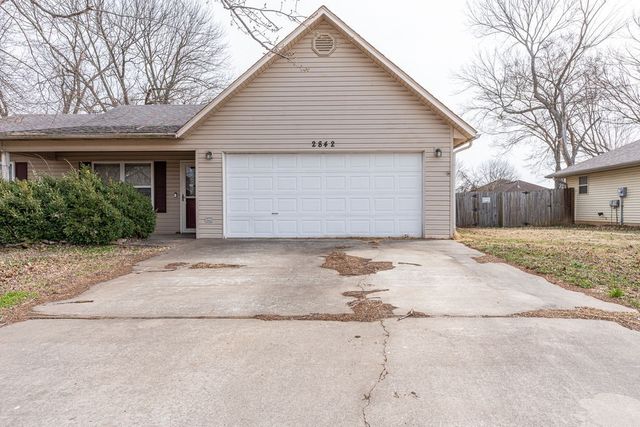 2842 Colton Cove, Fayetteville, AR 72701