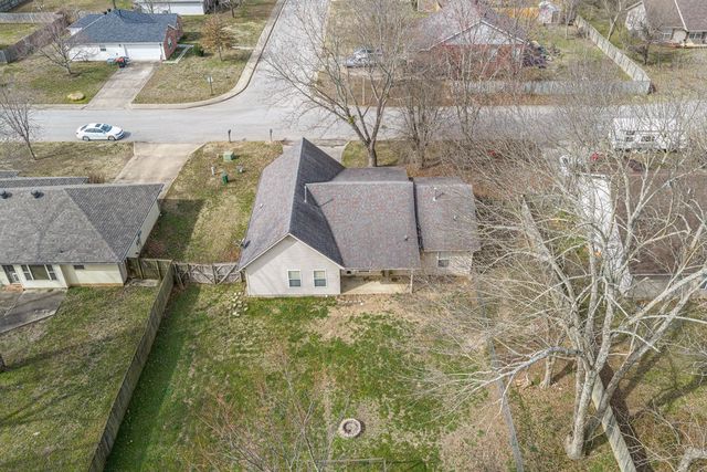 2842 Colton Cove, Fayetteville, AR 72701