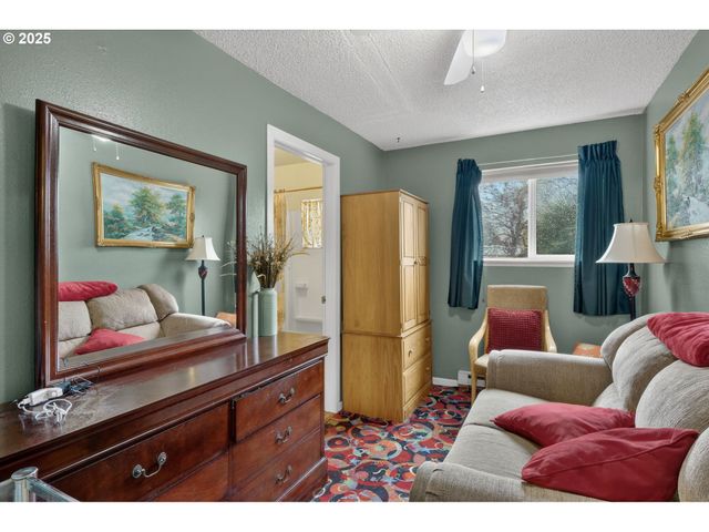 428 N ALBERTA St, Portland, OR 97217