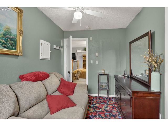 428 N ALBERTA St, Portland, OR 97217