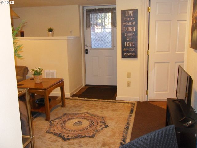 428 N ALBERTA St, Portland, OR 97217