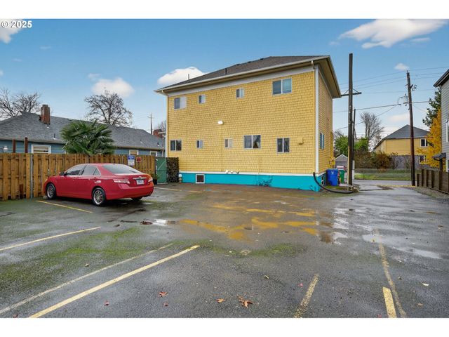 428 N ALBERTA St, Portland, OR 97217