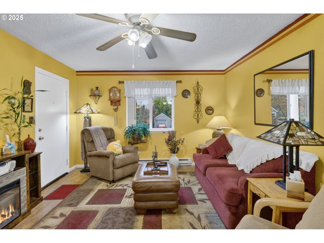 428 N ALBERTA St, Portland, OR 97217