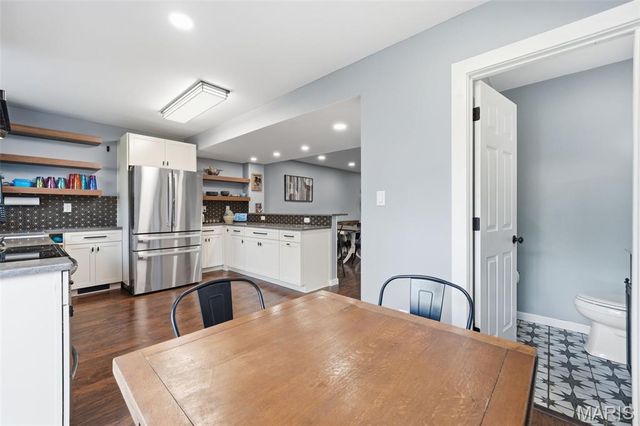 13473 Coliseum Drive, Chesterfield, MO 63017