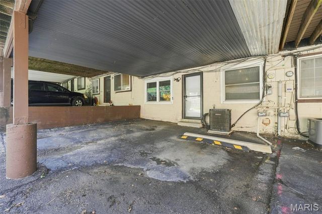 13473 Coliseum Drive, Chesterfield, MO 63017