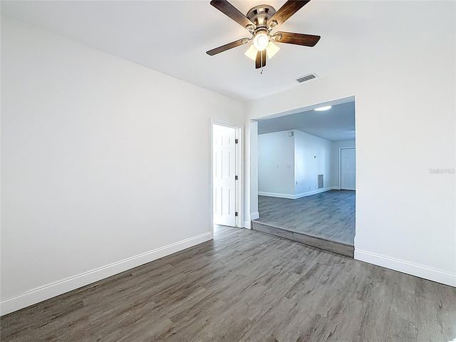 819 HELMSMAN WAY, Palm Harbor, FL 34685