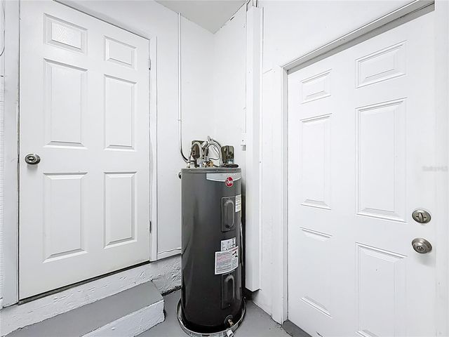 819 HELMSMAN WAY, Palm Harbor, FL 34685