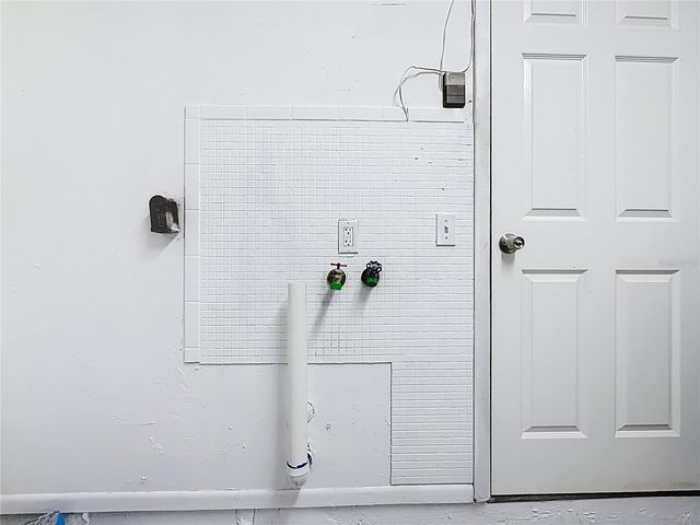 819 HELMSMAN WAY, Palm Harbor, FL 34685