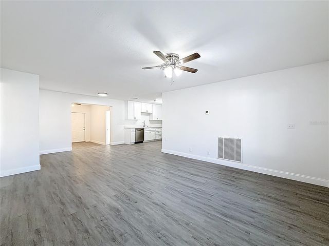 819 HELMSMAN WAY, Palm Harbor, FL 34685