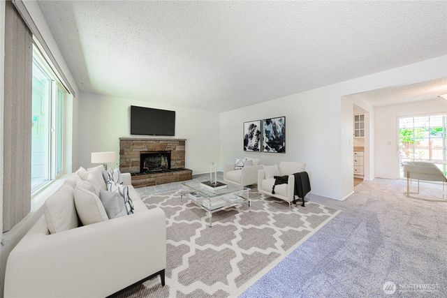 2011 E 70th Street, Tacoma, WA 98404
