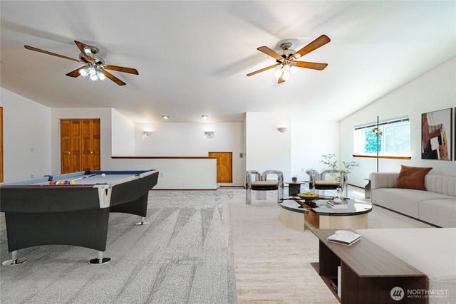 2011 E 70th Street, Tacoma, WA 98404
