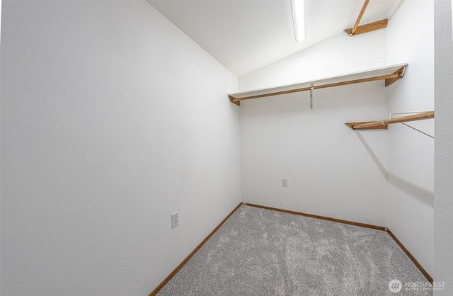 2011 E 70th Street, Tacoma, WA 98404