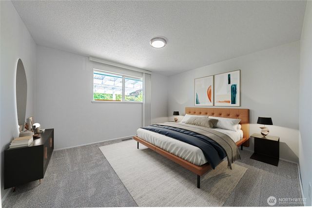 2011 E 70th Street, Tacoma, WA 98404