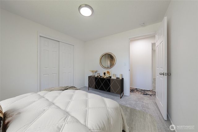 2011 E 70th Street, Tacoma, WA 98404