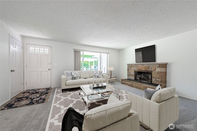 2011 E 70th Street, Tacoma, WA 98404