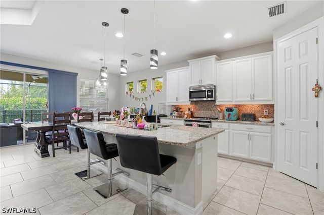 16329 Aberdeen WAY, Naples, FL 34110