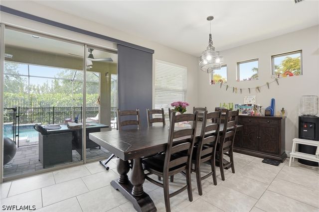 16329 Aberdeen WAY, Naples, FL 34110