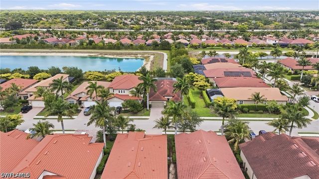 16329 Aberdeen WAY, Naples, FL 34110