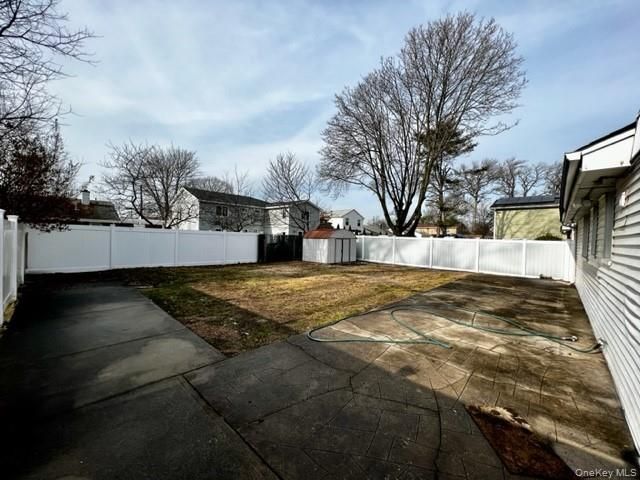 180 Elmwood Street, Valley Stream, NY 11581