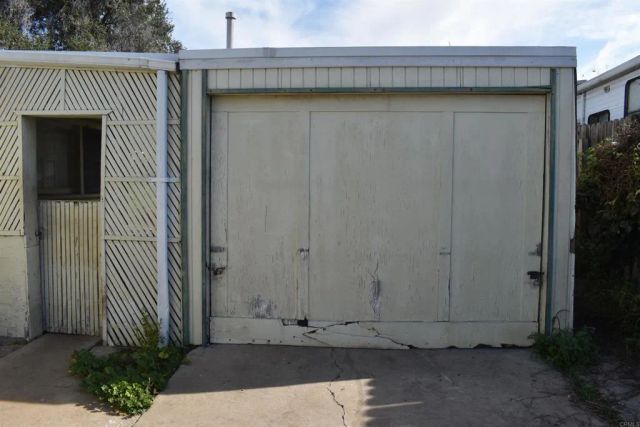 1619 Grove Street, National City, CA 91950