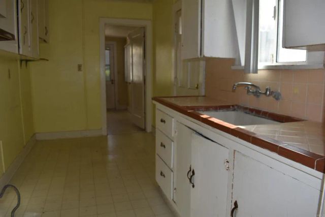 1619 Grove Street, National City, CA 91950