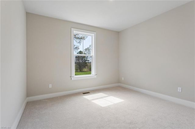 128 Robert Bruce RD, Poquoson, VA 23662