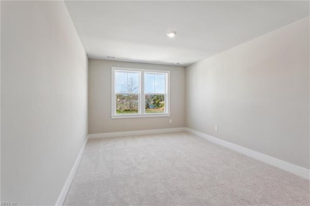 128 Robert Bruce RD, Poquoson, VA 23662