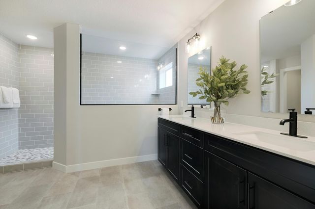 1588 Norbert Lane, Shakopee, MN 55379