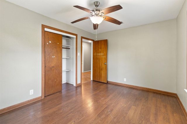 2213 17th Avenue N, Texas City, TX 77590
