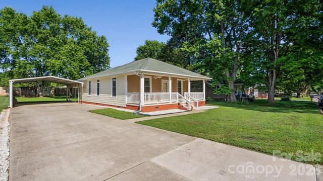 109 Globe Street, Mount Holly, NC 28120