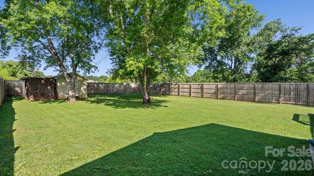 109 Globe Street, Mount Holly, NC 28120
