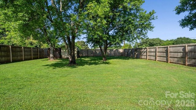 109 Globe Street, Mount Holly, NC 28120