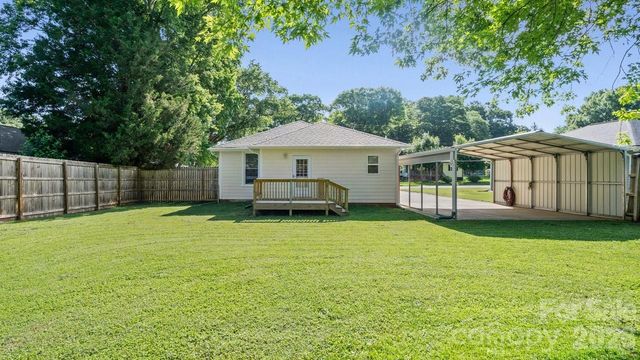 109 Globe Street, Mount Holly, NC 28120