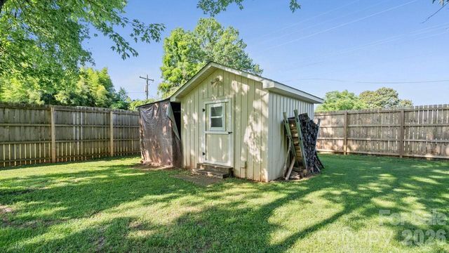109 Globe Street, Mount Holly, NC 28120