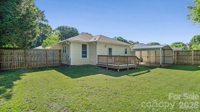 109 Globe Street, Mount Holly, NC 28120