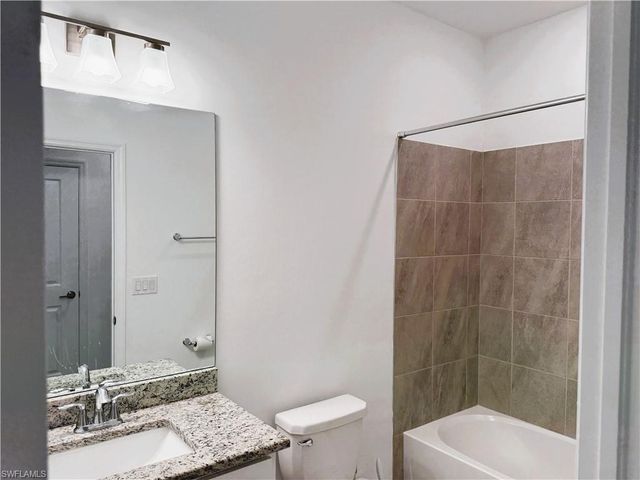 13856 Pine Lodge LN, Fort Myers, FL 33913