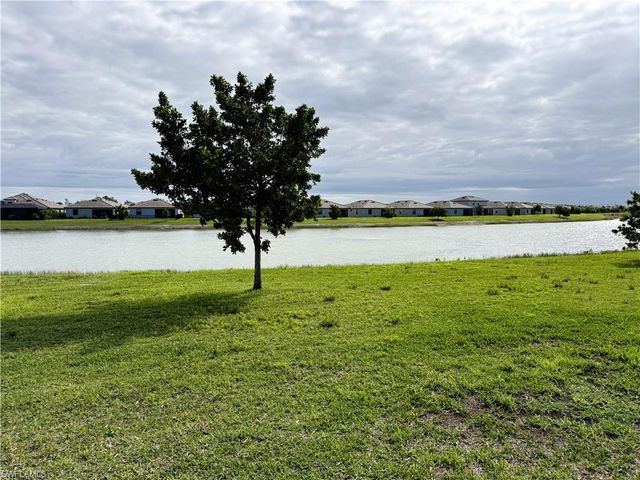 13856 Pine Lodge LN, Fort Myers, FL 33913