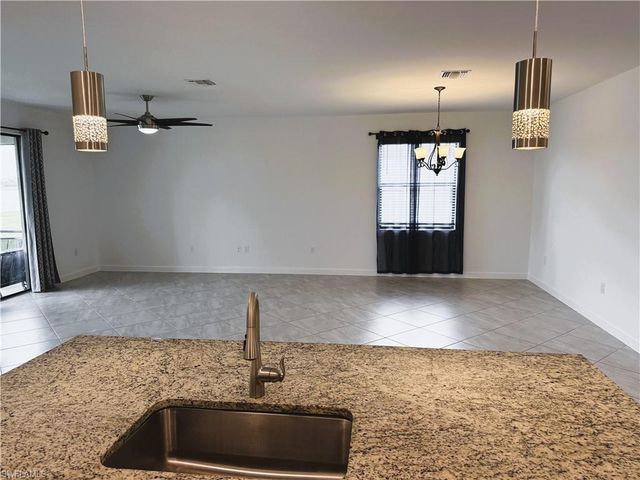 13856 Pine Lodge LN, Fort Myers, FL 33913