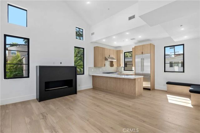 700 Iris, Corona Del Mar, CA 92625