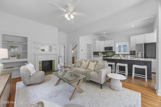 1416 Dock Street, Wilmington, NC 28401