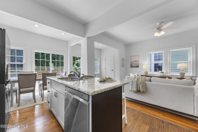 1416 Dock Street, Wilmington, NC 28401