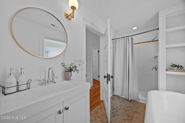 1416 Dock Street, Wilmington, NC 28401