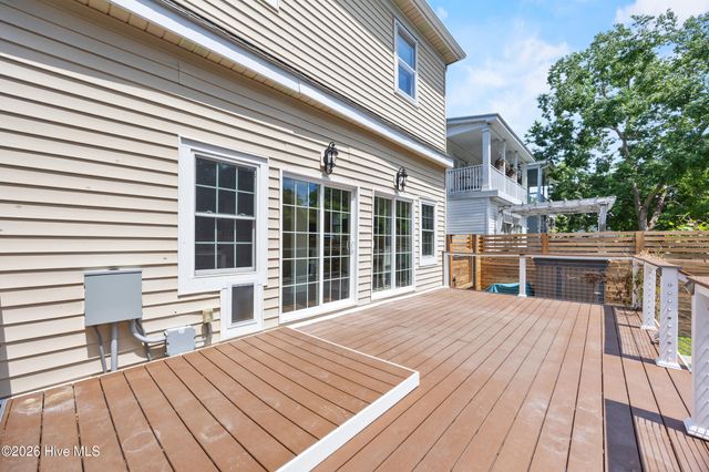 1416 Dock Street, Wilmington, NC 28401